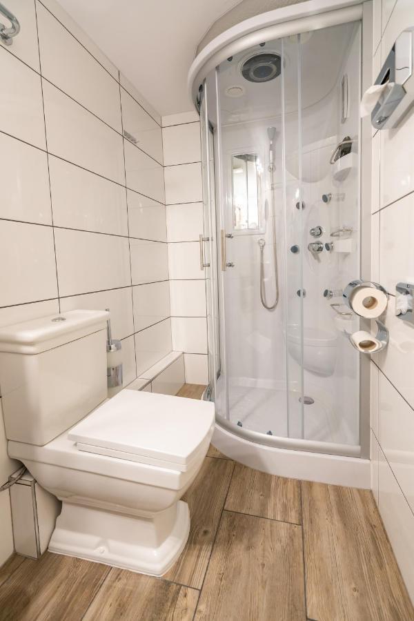 Risa Hotels - Landgasthaus Zum Kreuz ガッゲナウ エクステリア 写真
