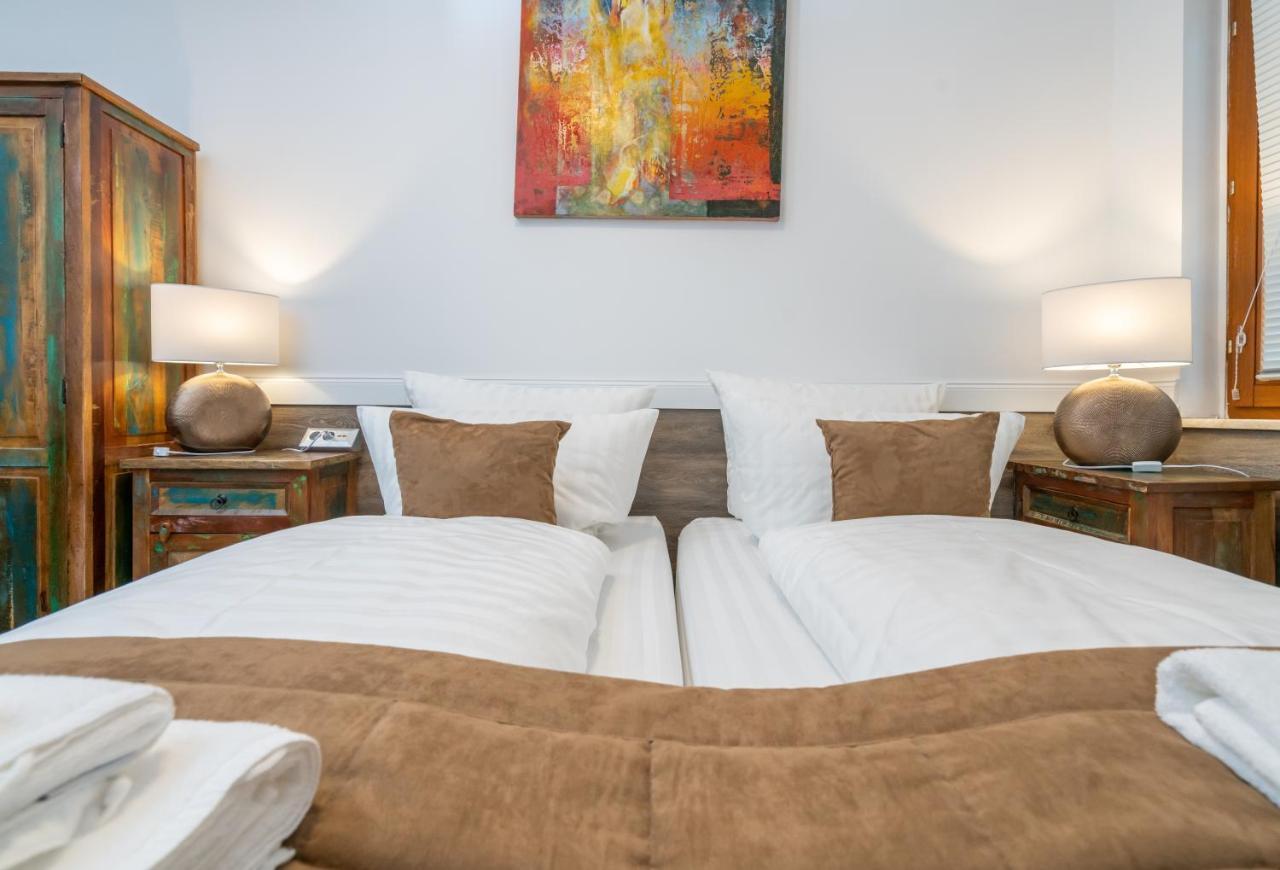 Risa Hotels - Landgasthaus Zum Kreuz ガッゲナウ エクステリア 写真